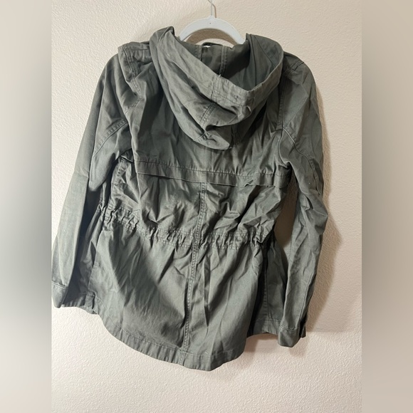 H&M Jacket - Picture 2 of 3